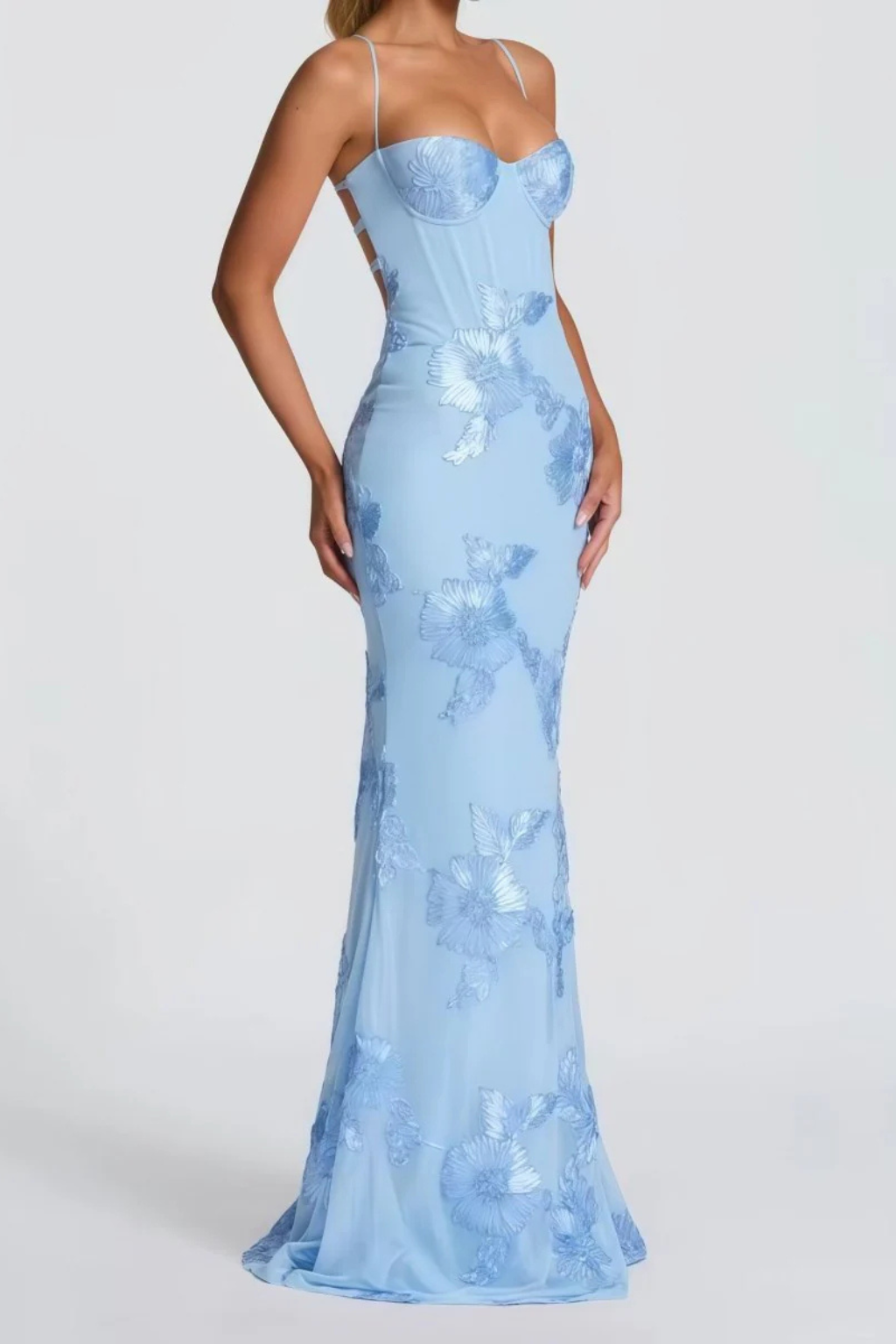 Elegant Formal Wedding Guest Dress for Women with Sweetheart Corset Spaghetti Strap Floral Embroidered Maxi Style