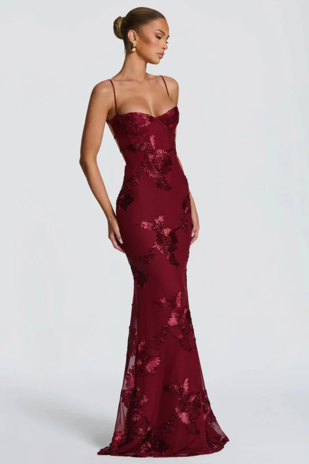 Elegant Formal Wedding Guest Dress for Women with Sweetheart Corset Spaghetti Strap Floral Embroidered Maxi Style