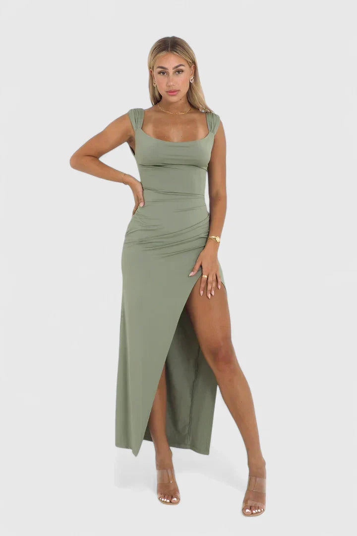 Elegant Green Dress for Women with Square Neck Sleeveless Ruched Bodycon Side Slit Cocktail Midi Style