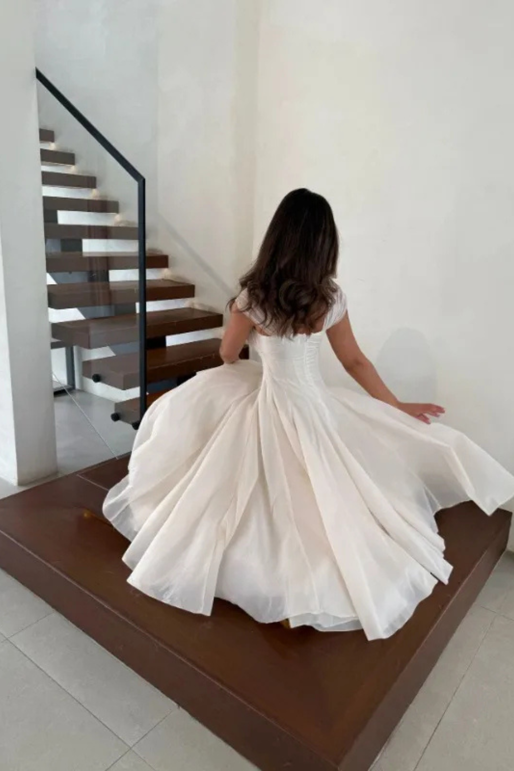 Elegant Formal Wedding Guest Dress for Women with Sweetheart Neck Tulle Corset Bodice Flared Midi Style