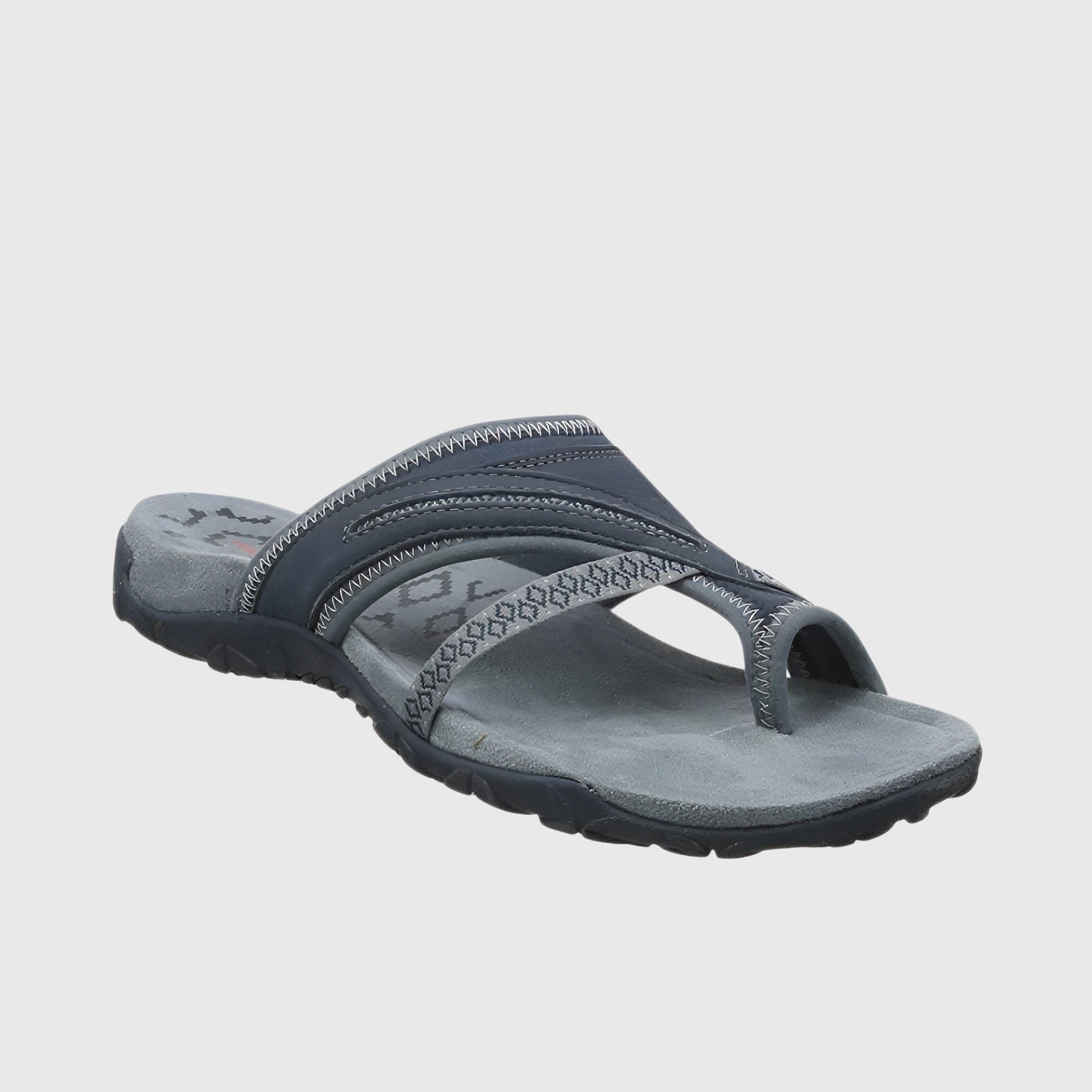 Comfortable Flip Flops for Women with Toe Ring Quilted Neoprene Strap Sport Flat Outdoor Sandal Style